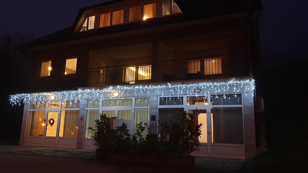 Apartmani Sanja Крапинске Топлице Екстериор снимка
